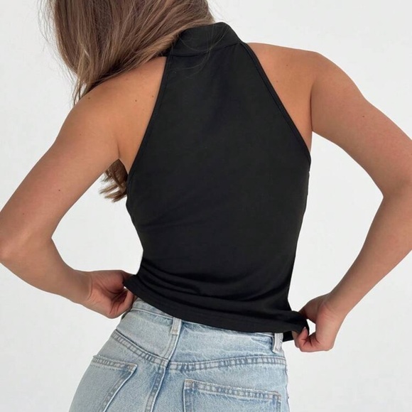 Aloruh Elegant Retro Metal Accessory Versatile Solid Color Halter Neck Tank Top - Picture 2 of 4